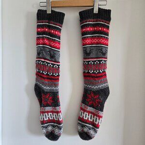 Cozy Knit Holiday Socks – Fair Isle Pattern with Fleece Lining